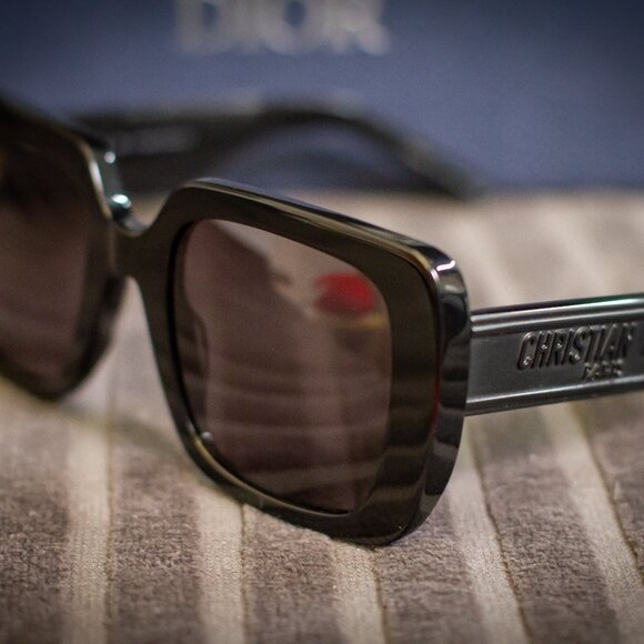 25% OFF-Christian Dior Wildior S2U Rectangular Women's Sunglasses 53mm - Picture 8 of 10